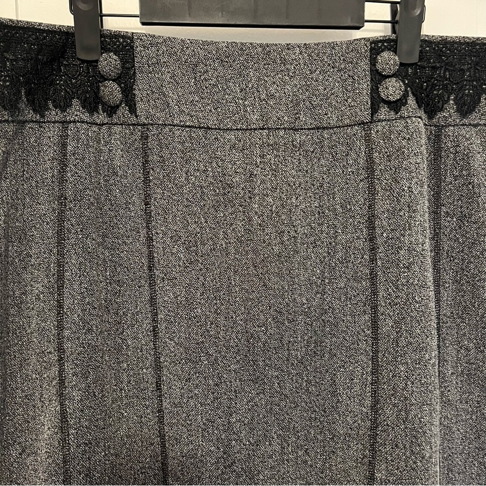 Lana Lee Knee Length Grey Skirt with Black Details | Size 14 | GUC - Picture 3 of 6